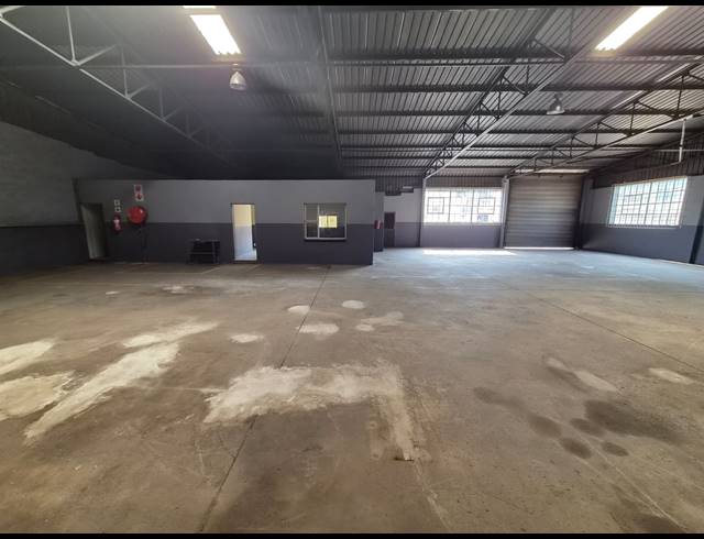 440M² WAREHOUSE TO LET IN WADEVILLE